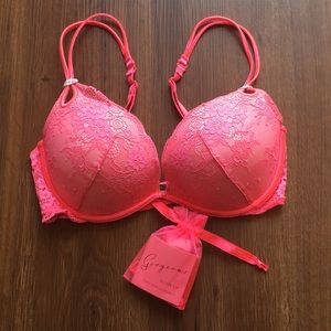 Victoria’s Secret Push-Up Bra - Bright Pink